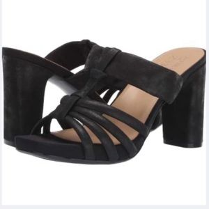 Naturalizer Jordy black heels